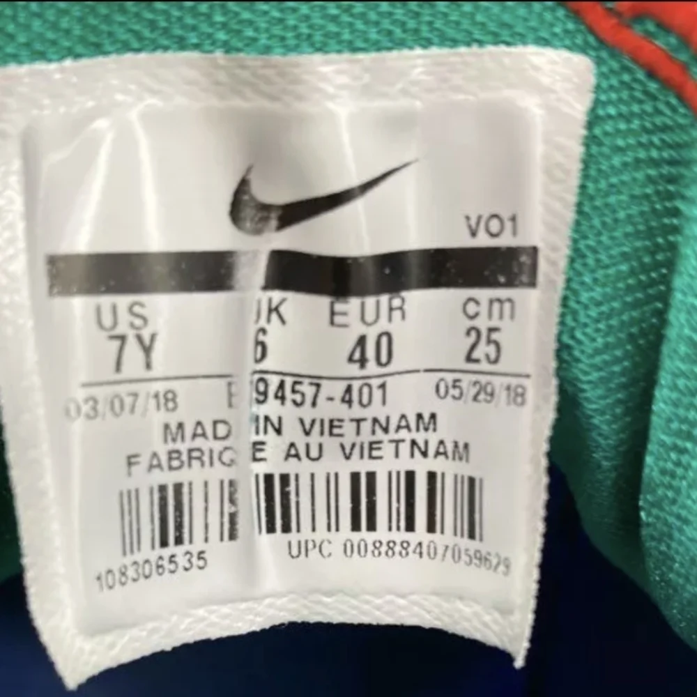 Nike PG 2.5 EP Racer Blue Youth Sneakers Size 7Y - Pre-owned Excellent MSRP $115